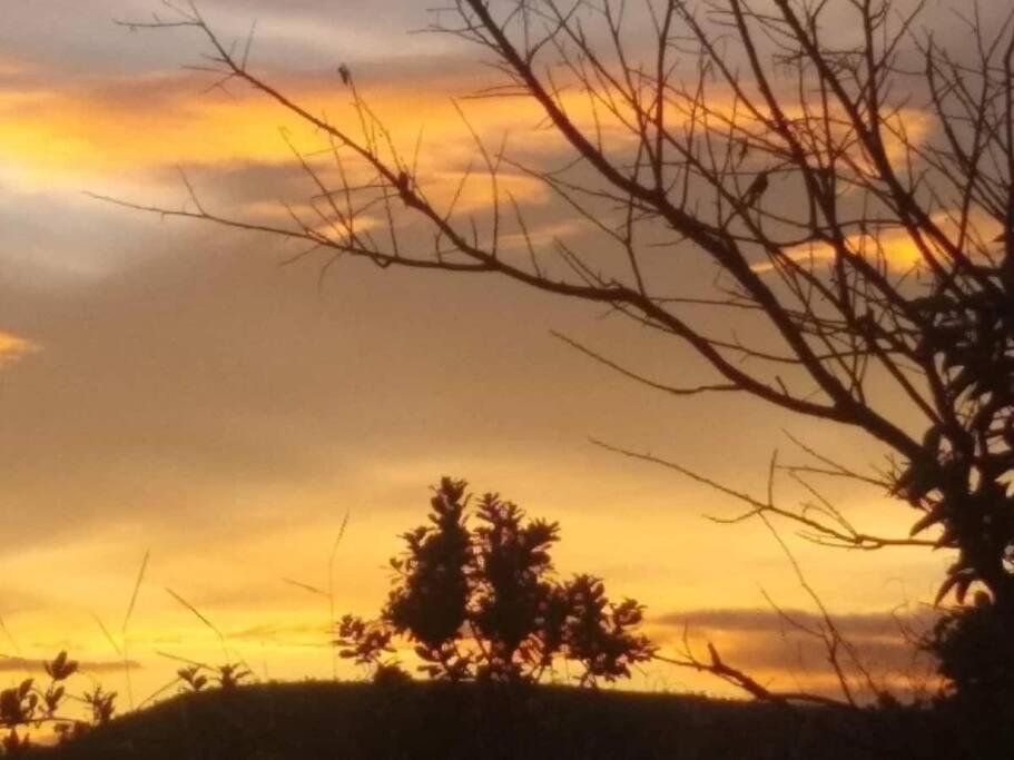 Chale Aconchegante Em Estancia Climatica Santo Antônio do Leite Εξωτερικό φωτογραφία